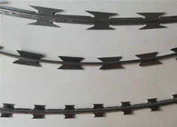 Сетка колючей проволоки бритвы катушки ограждая провод ленты бритвы колючий для верхней части и границы стены